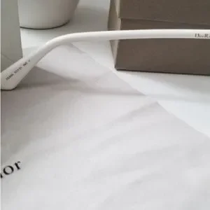 NIB Dior Reflected Sunglasses White Gold RARE Avaitor Brow Bar So Real Kylie Dior | Accessories | Nib Dior Reflected Sunglasses White  main image 2